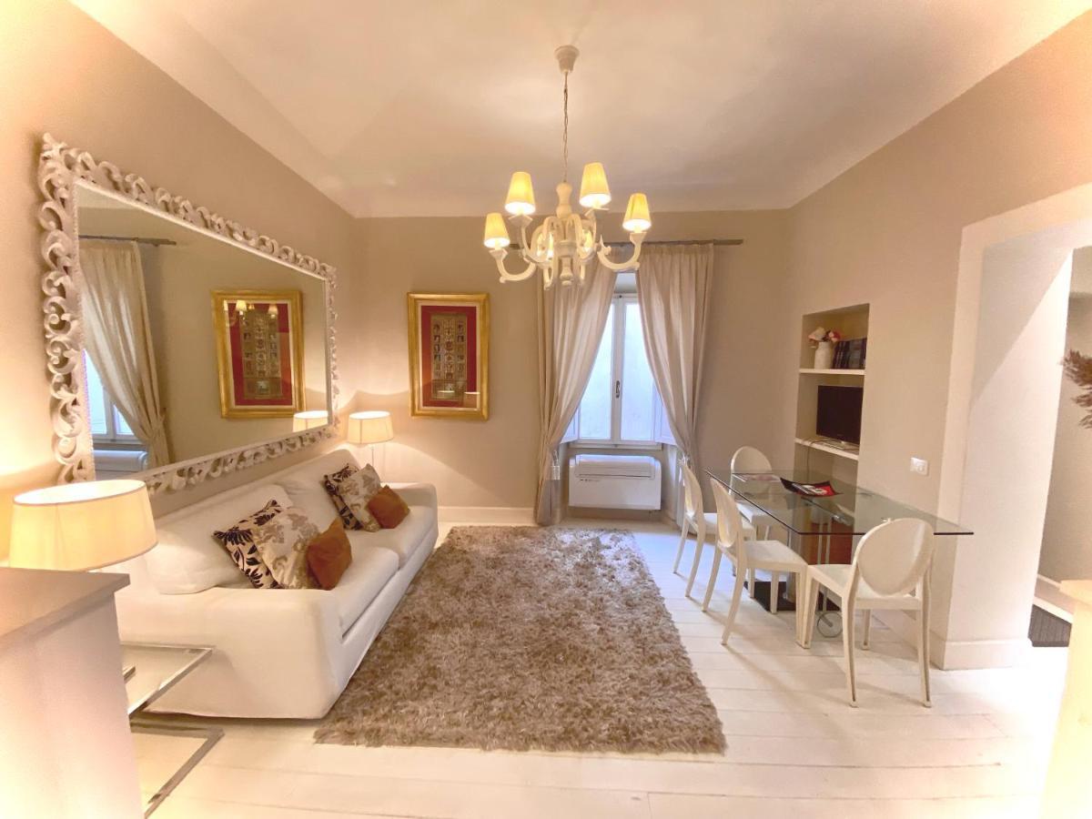White Florence Suite Exteriér fotografie