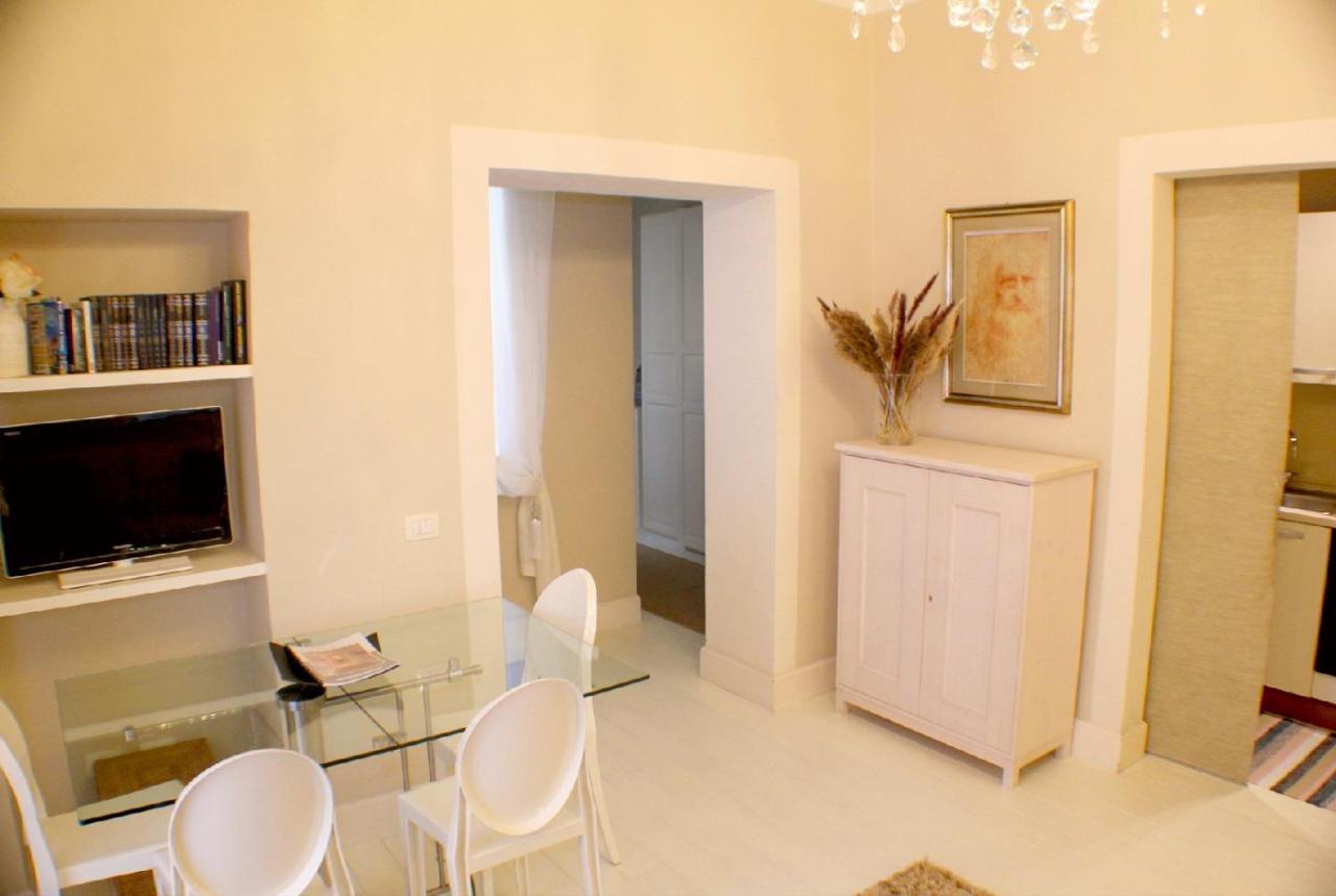 White Florence Suite Exteriér fotografie