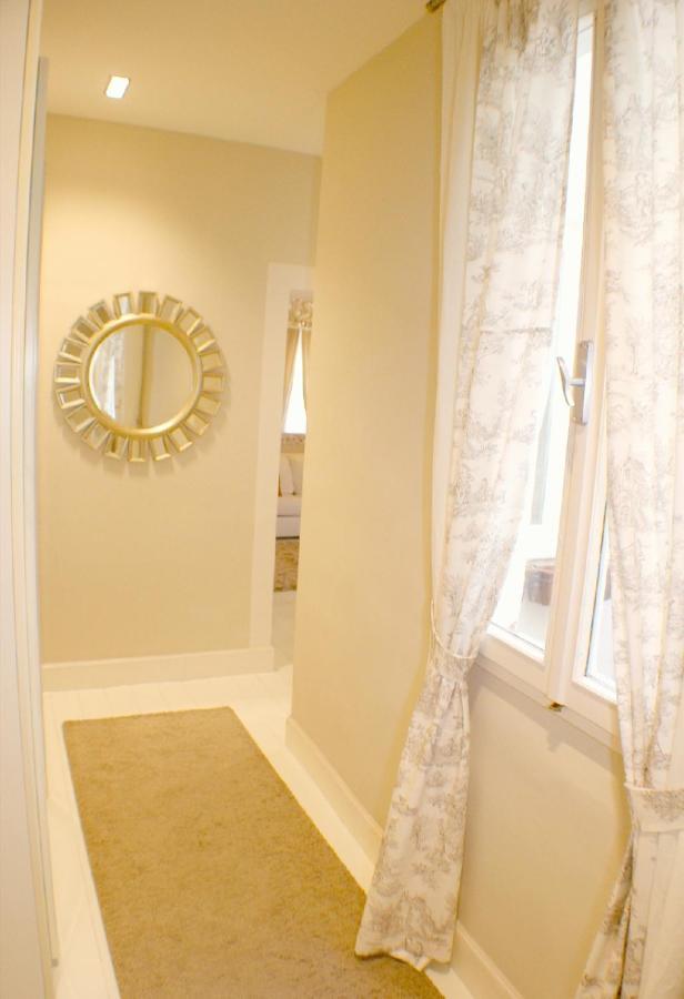 White Florence Suite Exteriér fotografie